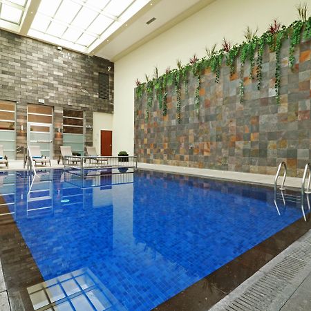 Holiday Inn & Suites Plaza Mayor By Ihg Leon Exterior photo