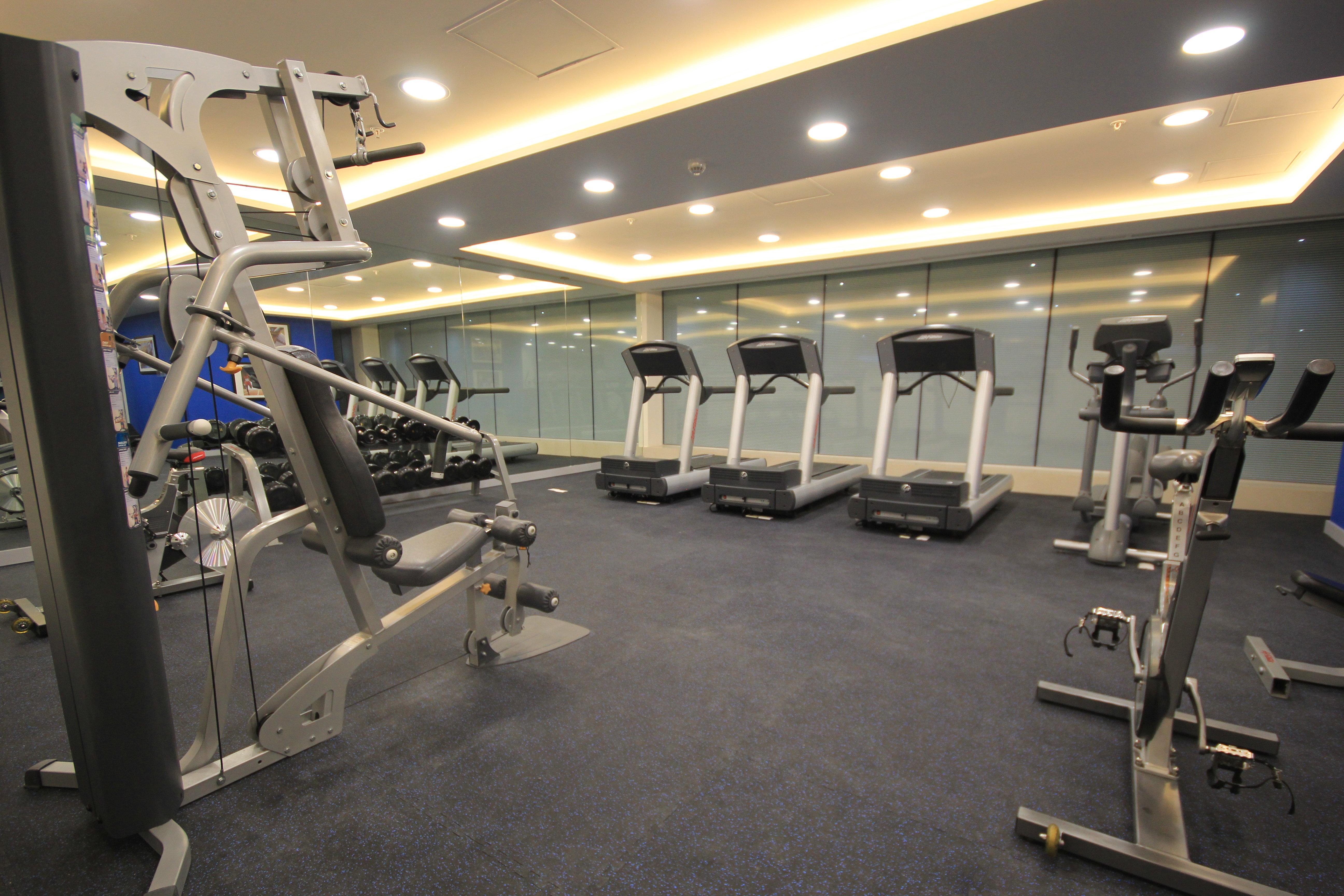 Holiday Inn & Suites Plaza Mayor By Ihg Leon Exterior photo