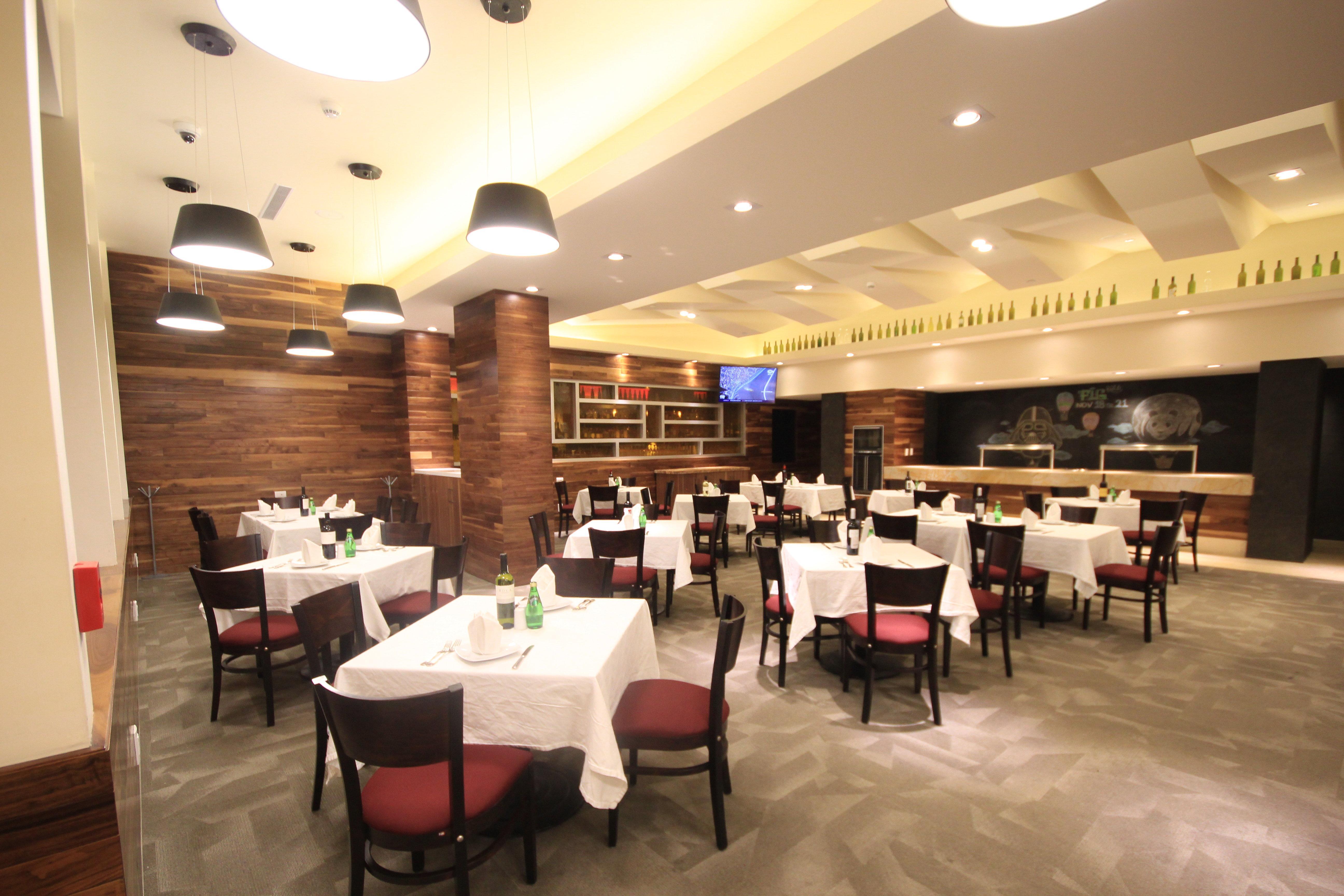 Holiday Inn & Suites Plaza Mayor By Ihg Leon Exterior photo